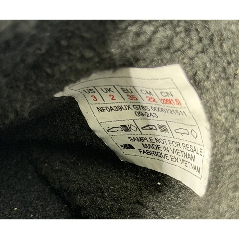 The North Face Nuptse Mules Blue Kids‎ Size 3 No Box